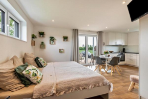 Studio 3 Parkside Apartments
